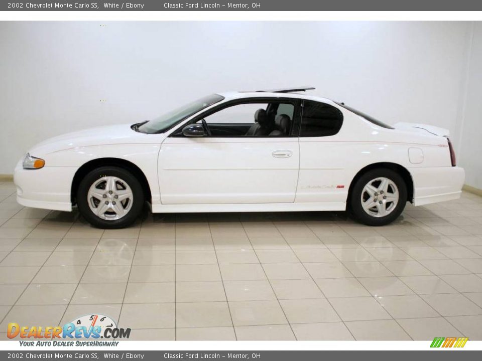 2002 Chevrolet Monte Carlo SS White / Ebony Photo #4