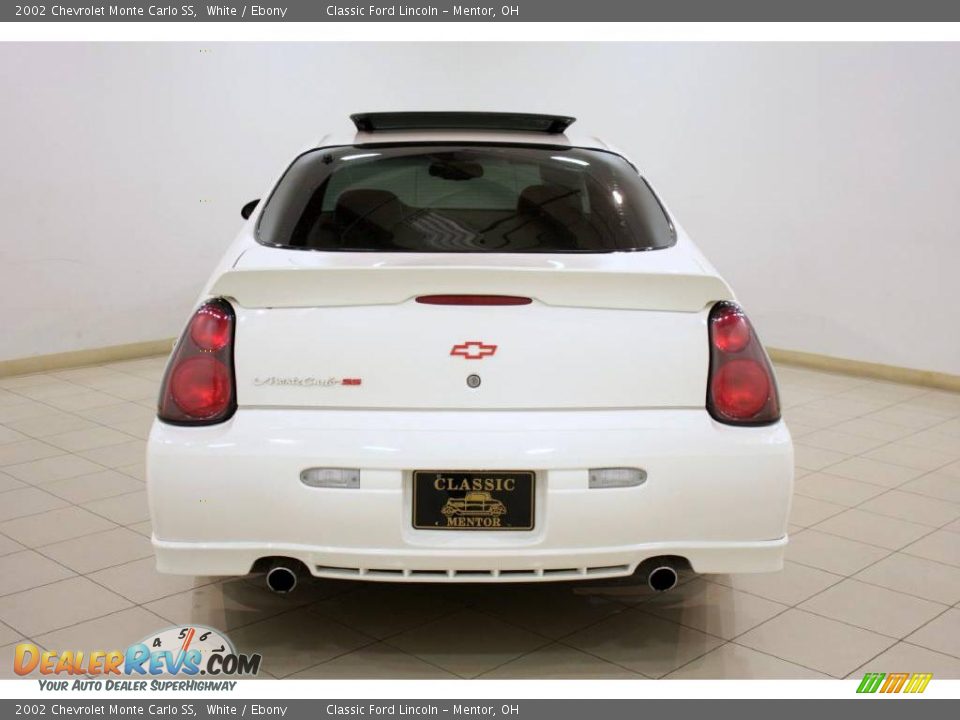 2002 Chevrolet Monte Carlo SS White / Ebony Photo #6