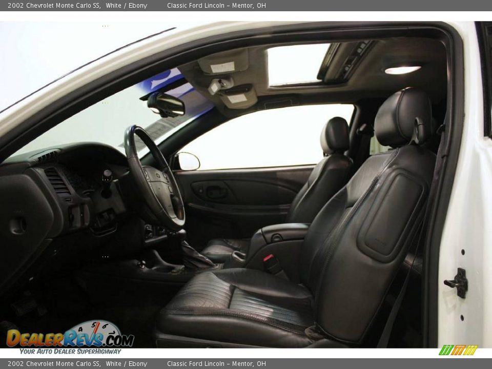 2002 Chevrolet Monte Carlo SS White / Ebony Photo #9
