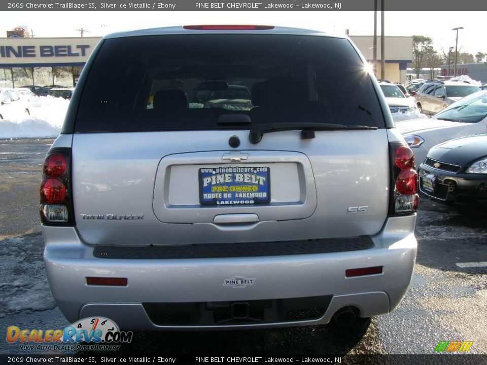 2009 Chevrolet TrailBlazer SS Silver Ice Metallic / Ebony Photo #5