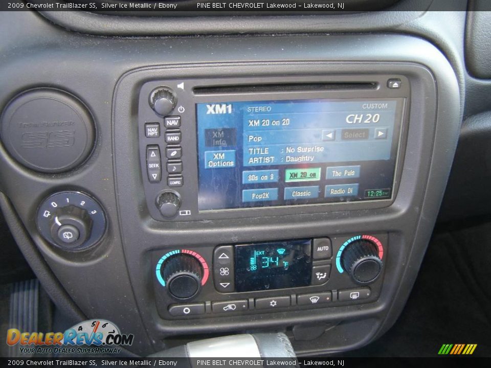 2009 Chevrolet TrailBlazer SS Silver Ice Metallic / Ebony Photo #11