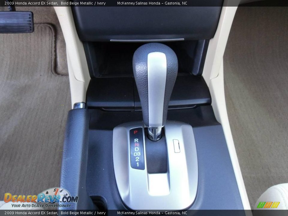 2009 Honda Accord EX Sedan Bold Beige Metallic / Ivory Photo #23