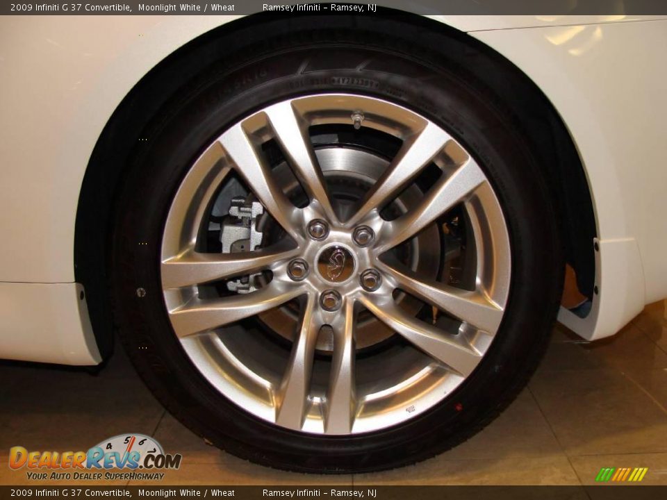 2009 Infiniti G 37 Convertible Moonlight White / Wheat Photo #5
