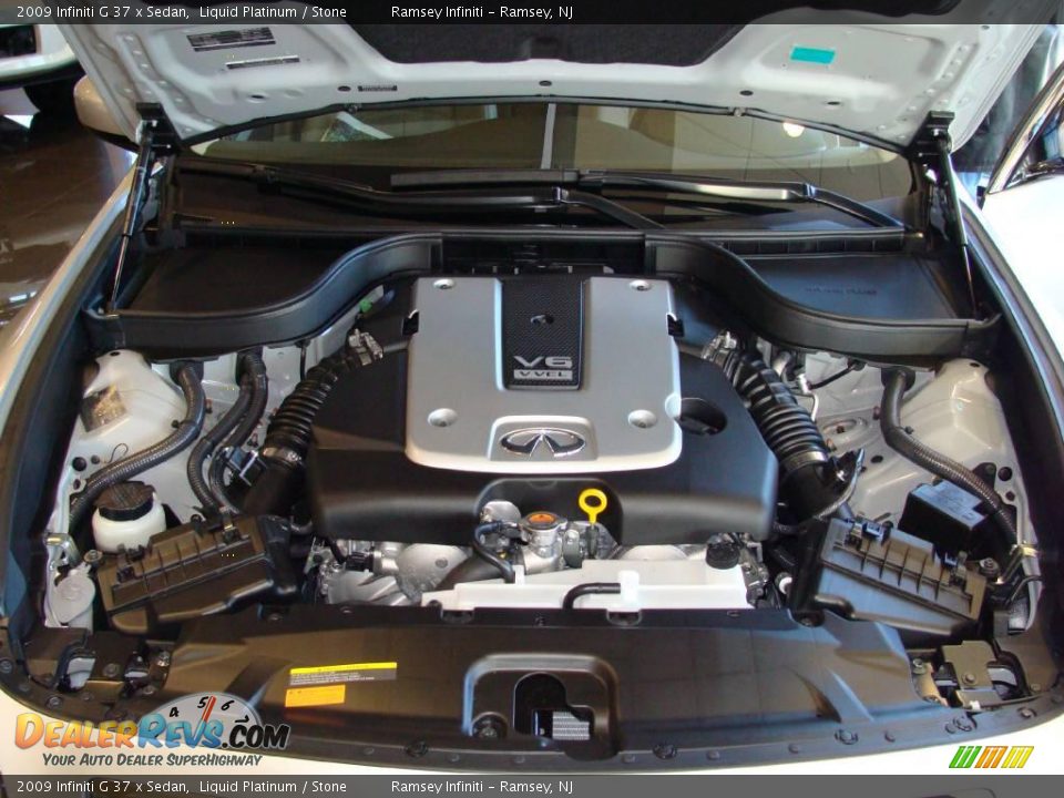 2009 Infiniti G 37 x Sedan Liquid Platinum / Stone Photo #13