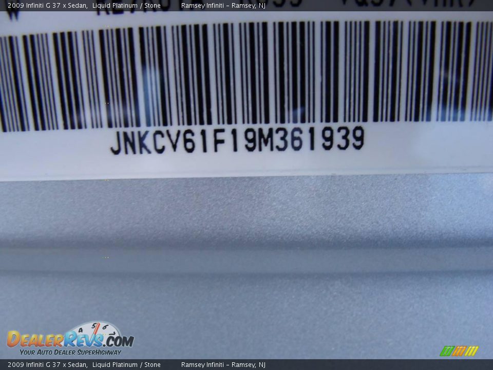 2009 Infiniti G 37 x Sedan Liquid Platinum / Stone Photo #16