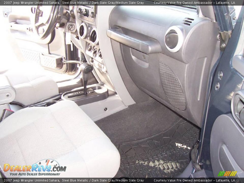 2007 Jeep Wrangler Unlimited Sahara Steel Blue Metallic / Dark Slate Gray/Medium Slate Gray Photo #8