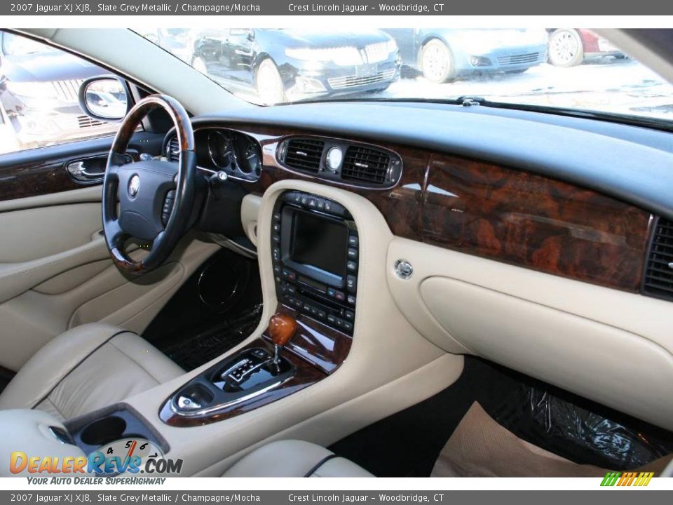 2007 Jaguar XJ XJ8 Slate Grey Metallic / Champagne/Mocha Photo #13