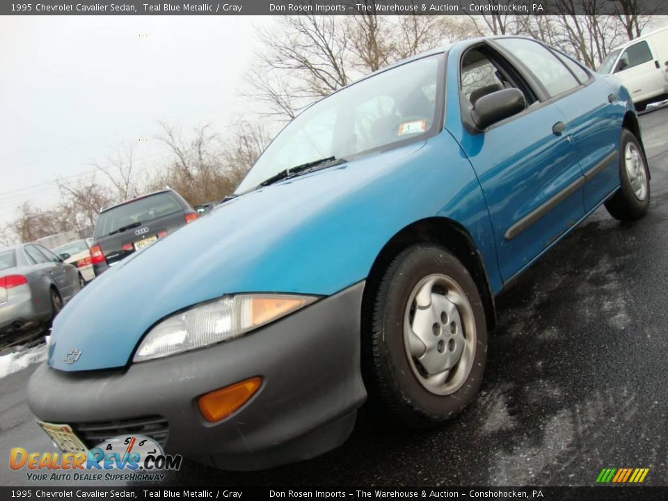 1995 Chevrolet Cavalier Sedan Teal Blue Metallic / Gray Photo #2