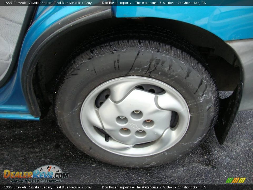 1995 Chevrolet Cavalier Sedan Teal Blue Metallic / Gray Photo #22