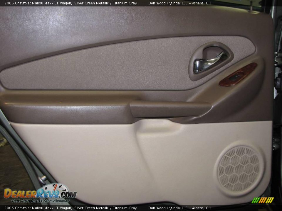 2006 Chevrolet Malibu Maxx LT Wagon Silver Green Metallic / Titanium Gray Photo #15