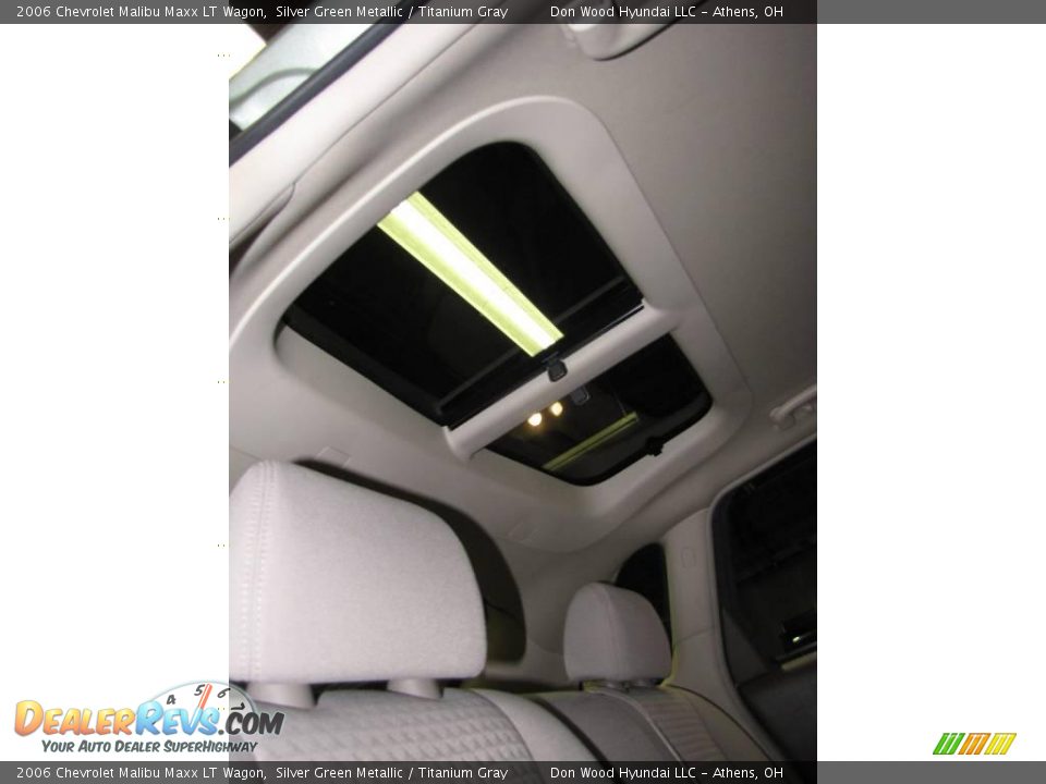 2006 Chevrolet Malibu Maxx LT Wagon Silver Green Metallic / Titanium Gray Photo #19