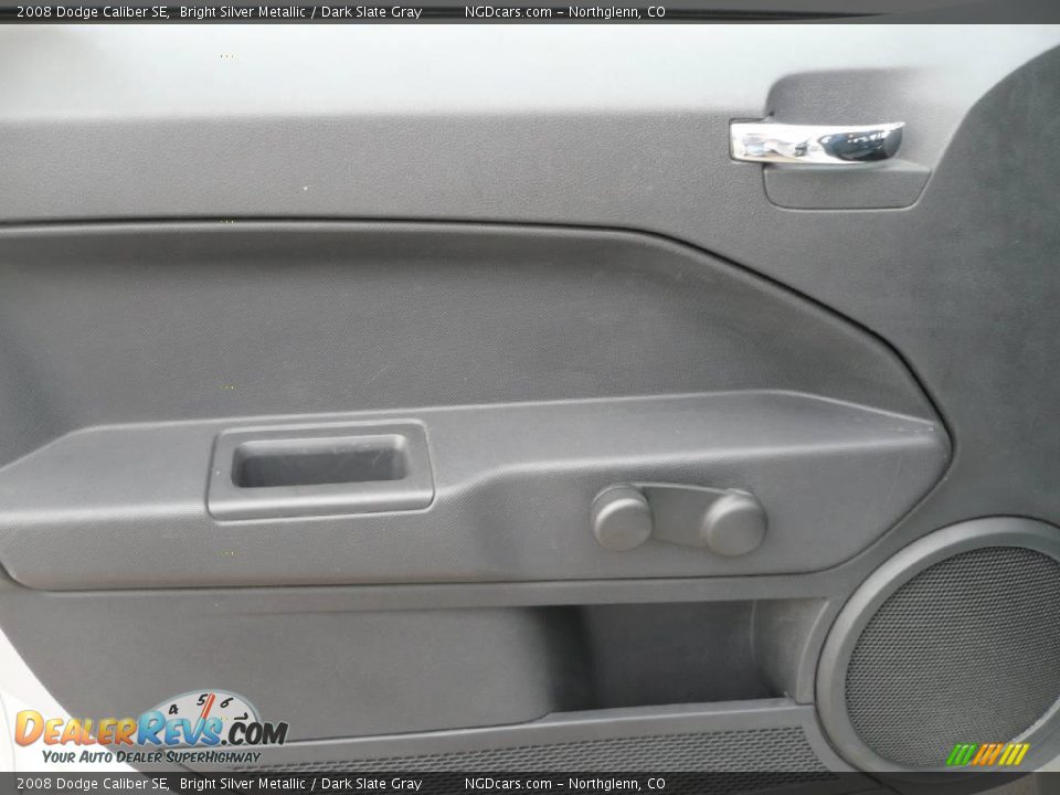 2008 Dodge Caliber SE Bright Silver Metallic / Dark Slate Gray Photo #7