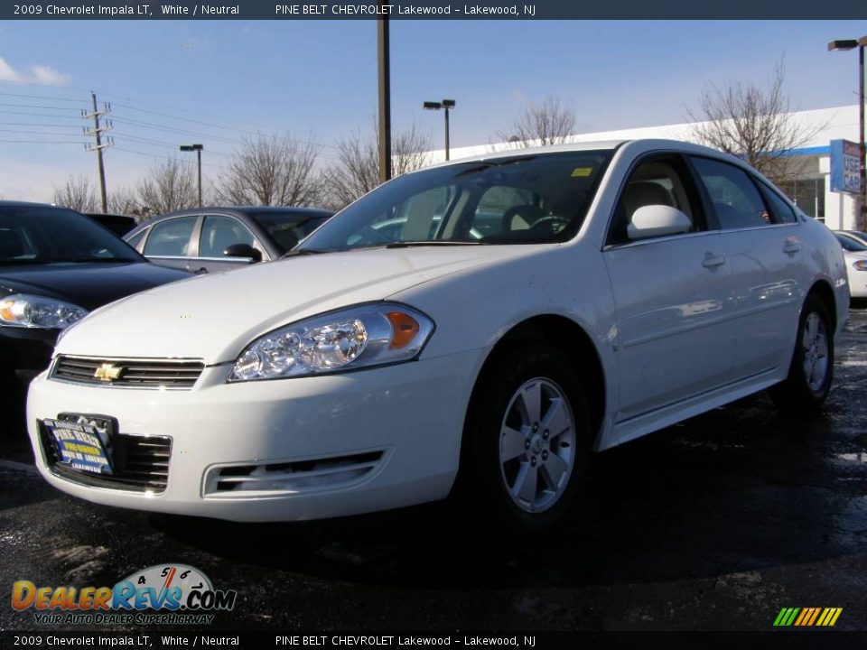 2009 Chevrolet Impala LT White / Neutral Photo #1
