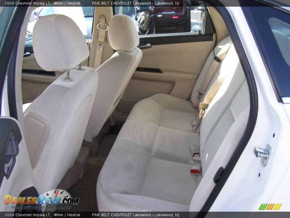 2009 Chevrolet Impala LT White / Neutral Photo #6