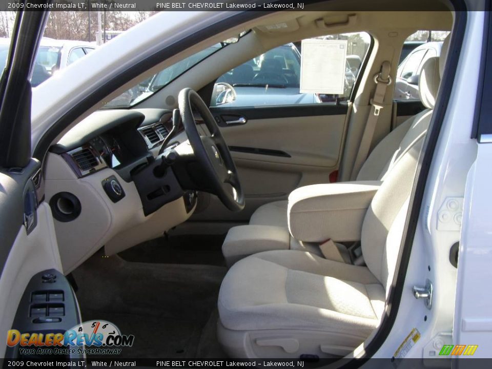 2009 Chevrolet Impala LT White / Neutral Photo #9