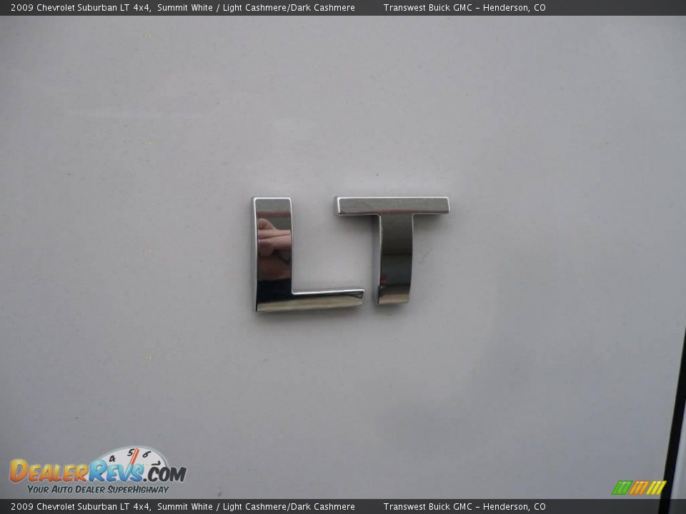 2009 Chevrolet Suburban LT 4x4 Summit White / Light Cashmere/Dark Cashmere Photo #15