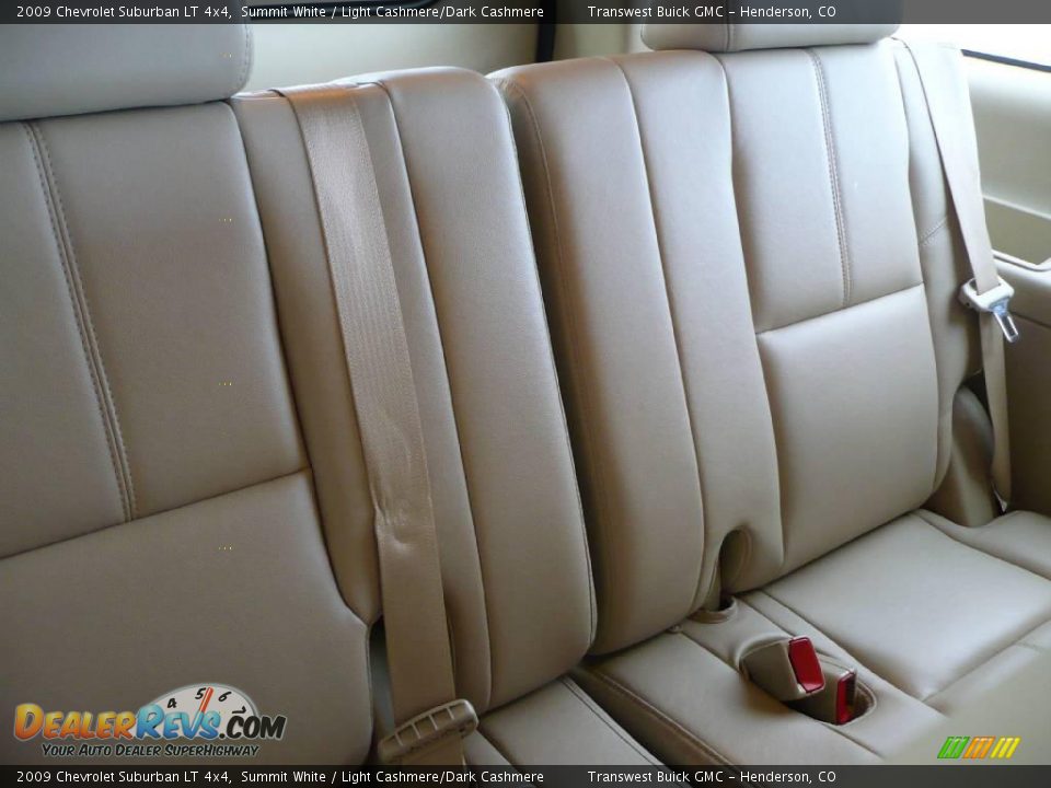 2009 Chevrolet Suburban LT 4x4 Summit White / Light Cashmere/Dark Cashmere Photo #18