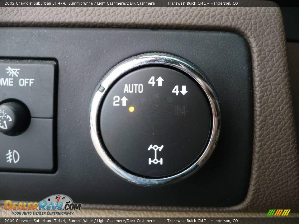 2009 Chevrolet Suburban LT 4x4 Summit White / Light Cashmere/Dark Cashmere Photo #24