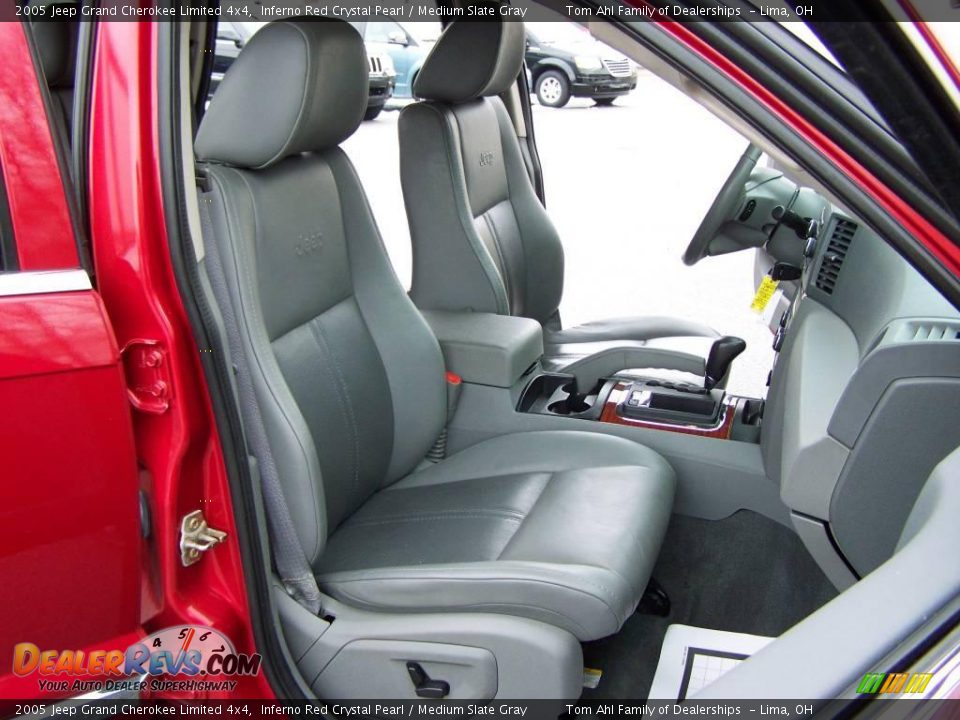 2005 Jeep Grand Cherokee Limited 4x4 Inferno Red Crystal Pearl / Medium Slate Gray Photo #16