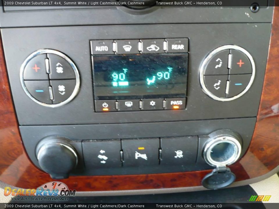 2009 Chevrolet Suburban LT 4x4 Summit White / Light Cashmere/Dark Cashmere Photo #30
