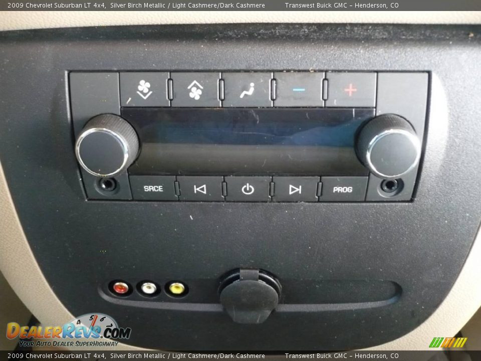 2009 Chevrolet Suburban LT 4x4 Silver Birch Metallic / Light Cashmere/Dark Cashmere Photo #21