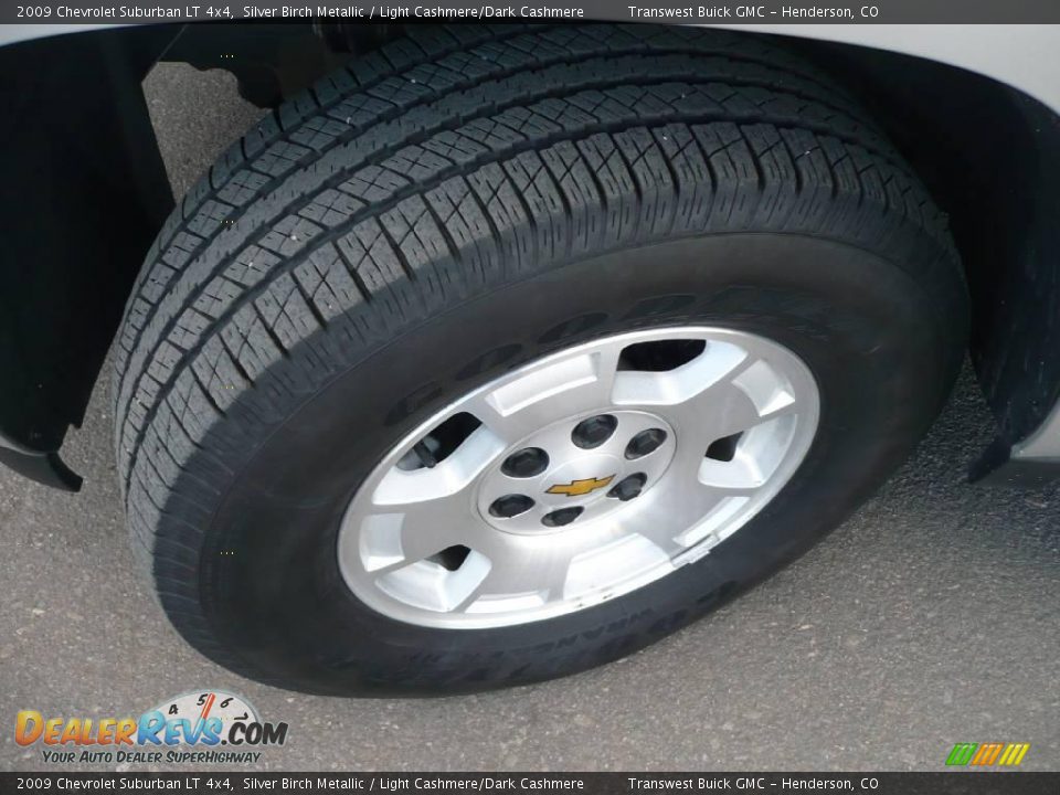 2009 Chevrolet Suburban LT 4x4 Silver Birch Metallic / Light Cashmere/Dark Cashmere Photo #23