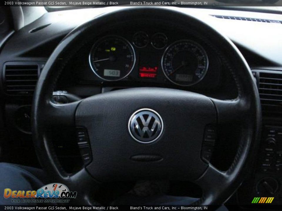 2003 Volkswagen Passat GLS Sedan Mojave Beige Metallic / Black Photo #13