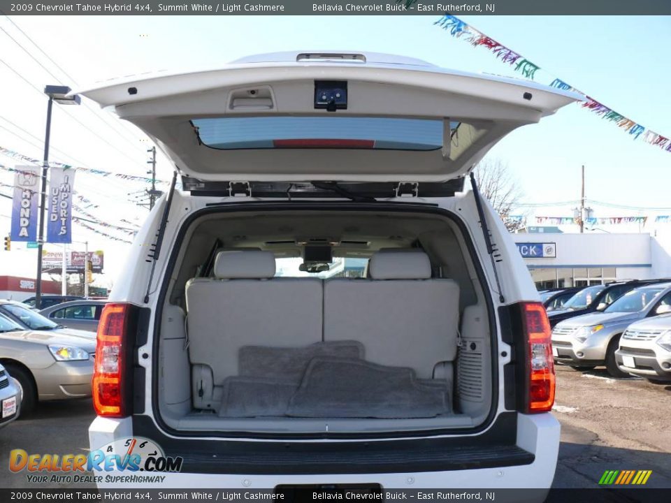 2009 Chevrolet Tahoe Hybrid 4x4 Summit White / Light Cashmere Photo #13