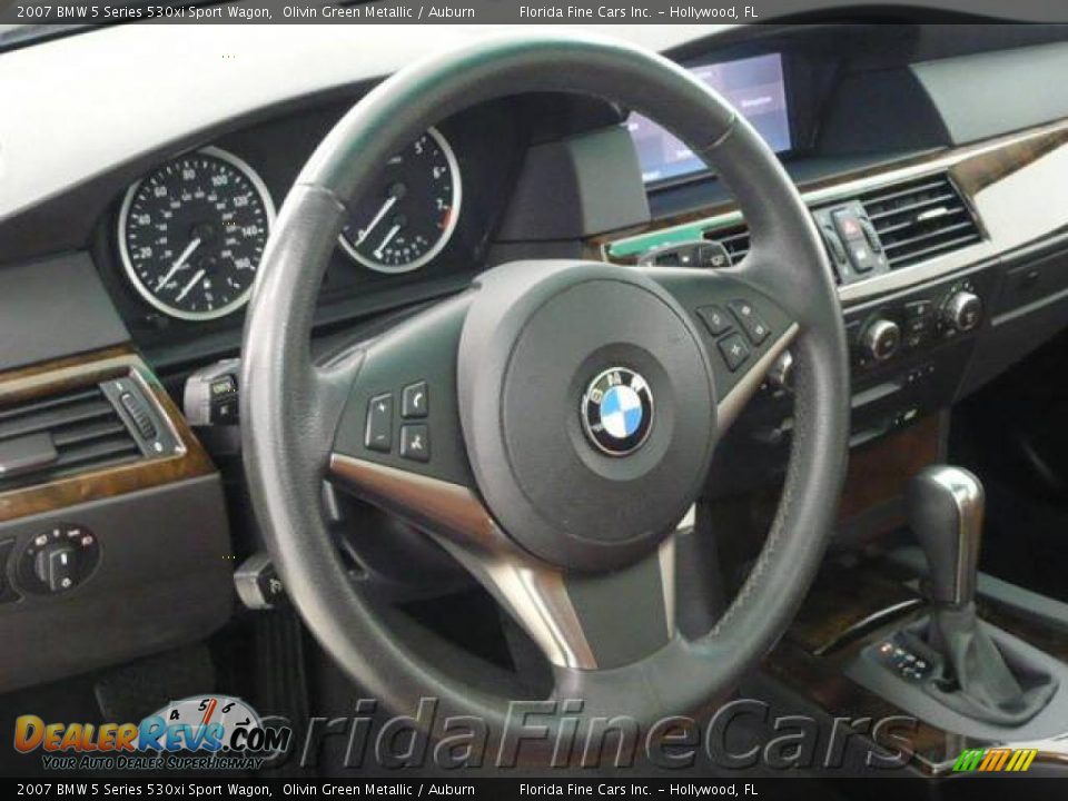 2007 BMW 5 Series 530xi Sport Wagon Olivin Green Metallic / Auburn Photo #17