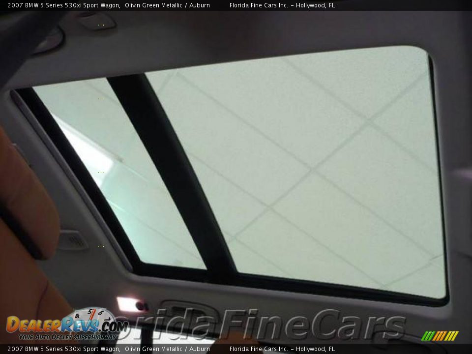 2007 BMW 5 Series 530xi Sport Wagon Olivin Green Metallic / Auburn Photo #19