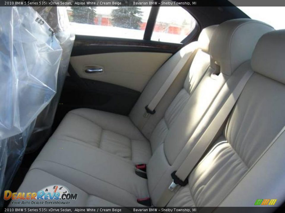 2010 BMW 5 Series 535i xDrive Sedan Alpine White / Cream Beige Photo #12
