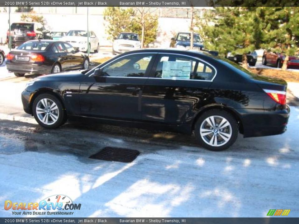2010 BMW 5 Series 528i xDrive Sedan Jet Black / Black Photo #2