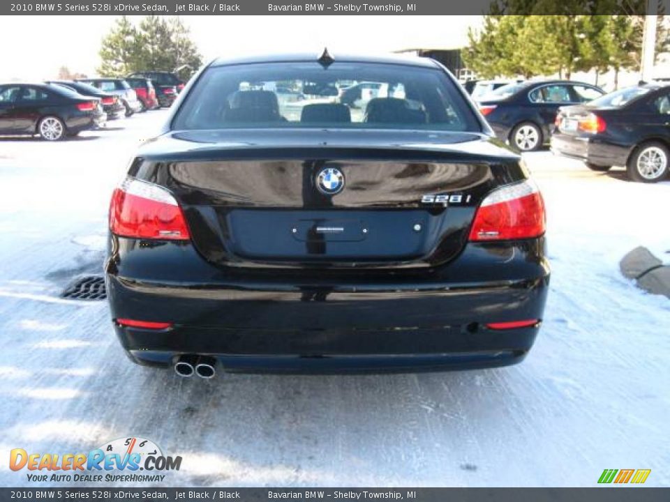 2010 BMW 5 Series 528i xDrive Sedan Jet Black / Black Photo #4