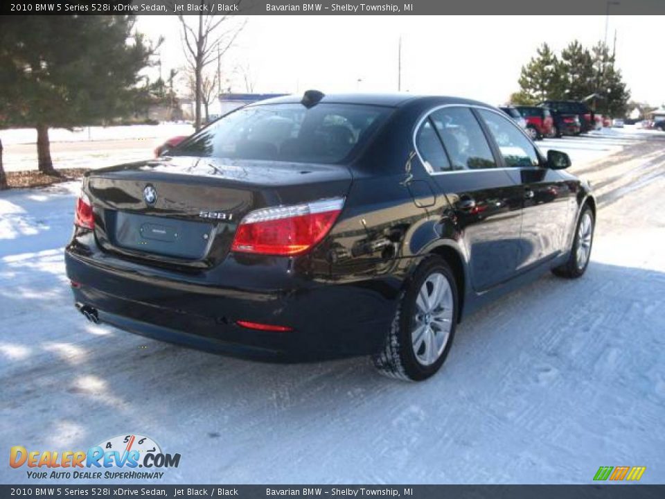 2010 BMW 5 Series 528i xDrive Sedan Jet Black / Black Photo #5