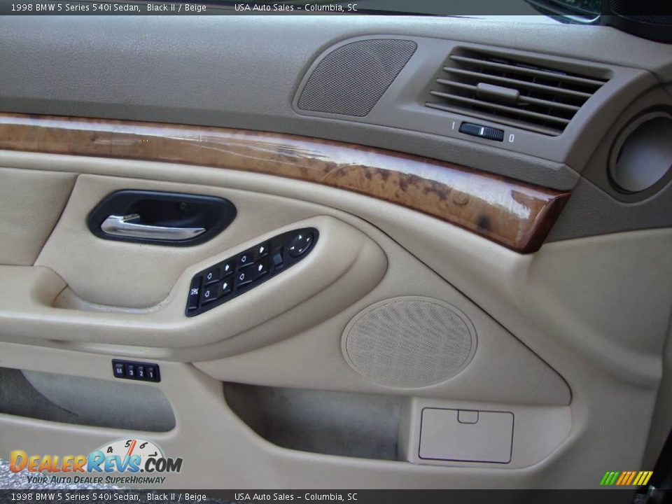1998 BMW 5 Series 540i Sedan Black II / Beige Photo #23