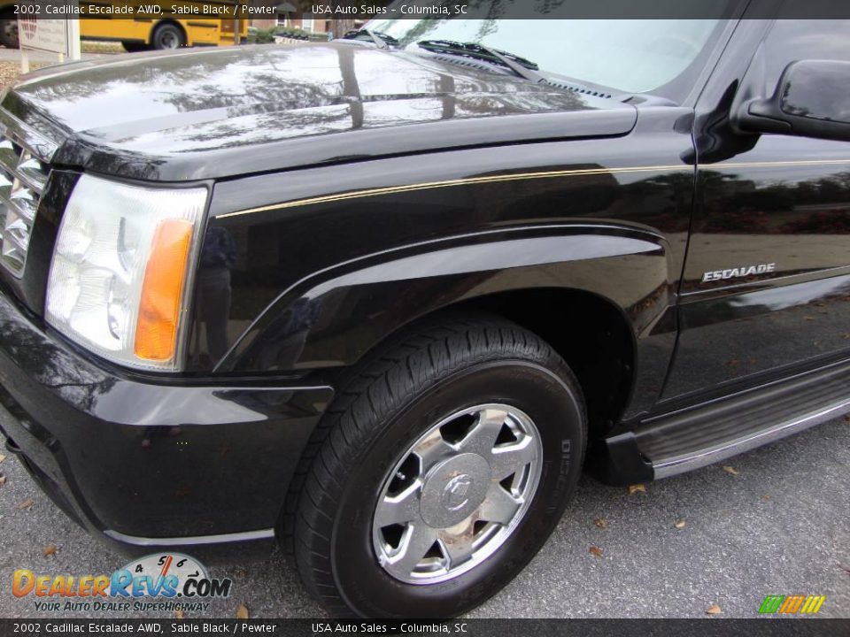 2002 Cadillac Escalade AWD Sable Black / Pewter Photo #12