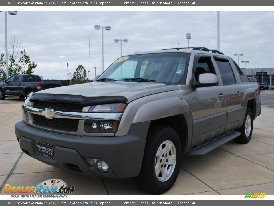 2002 Chevrolet Avalanche Z66 Light Pewter Metallic / Graphite Photo #1