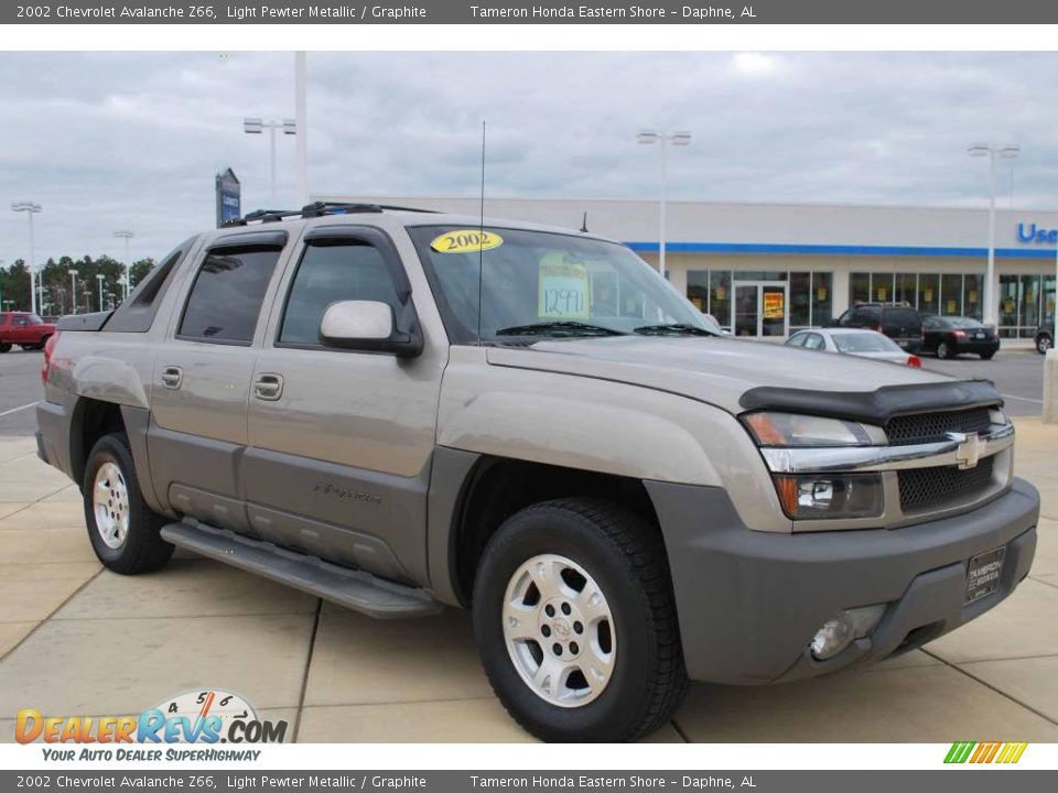 2002 Chevrolet Avalanche Z66 Light Pewter Metallic / Graphite Photo #7