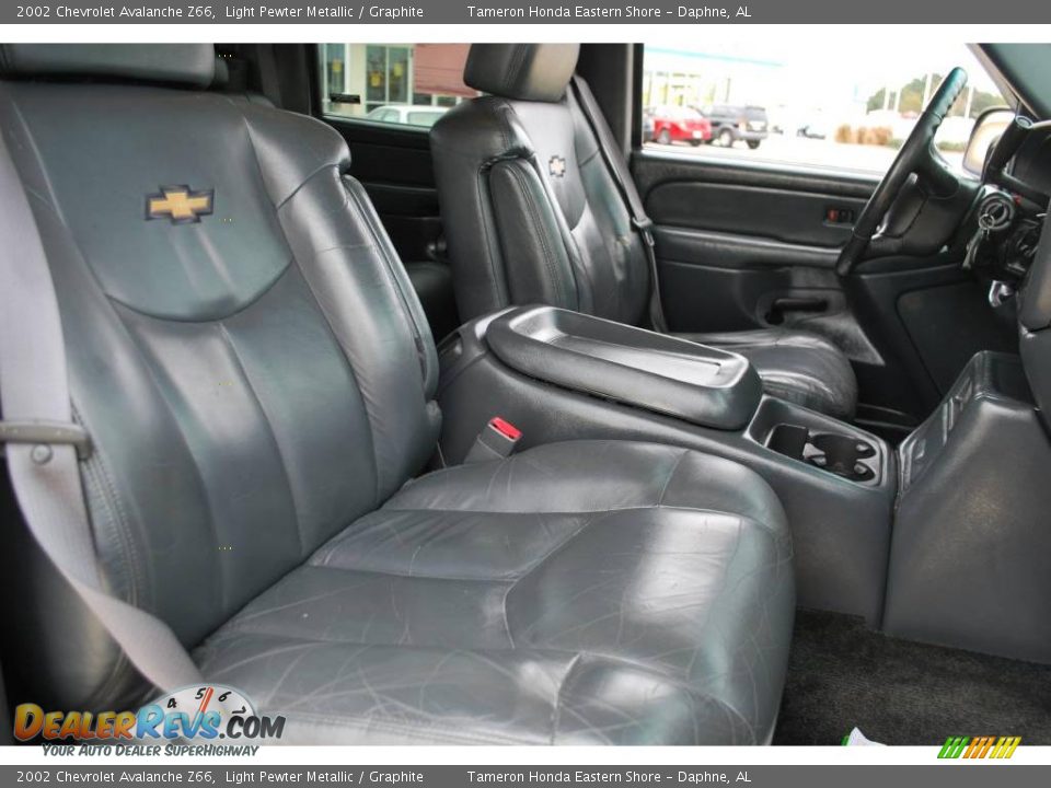2002 Chevrolet Avalanche Z66 Light Pewter Metallic / Graphite Photo #27