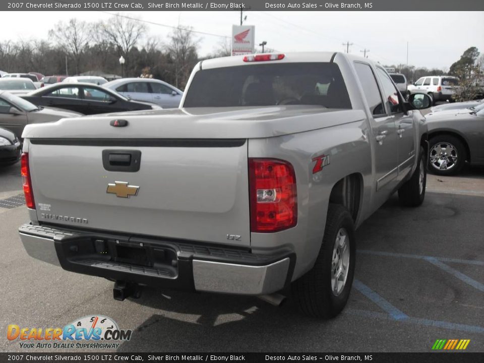 2007 Chevrolet Silverado 1500 LTZ Crew Cab Silver Birch Metallic / Ebony Black Photo #6