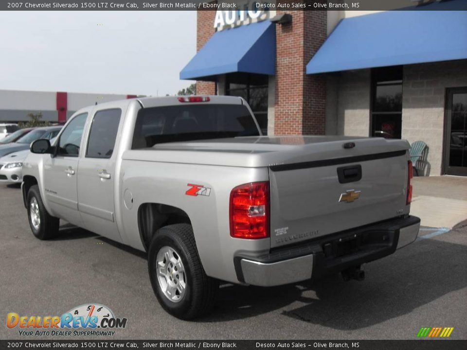 2007 Chevrolet Silverado 1500 LTZ Crew Cab Silver Birch Metallic / Ebony Black Photo #8