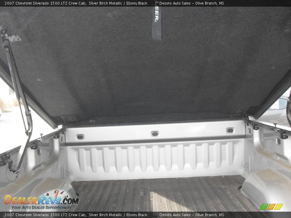 2007 Chevrolet Silverado 1500 LTZ Crew Cab Silver Birch Metallic / Ebony Black Photo #9