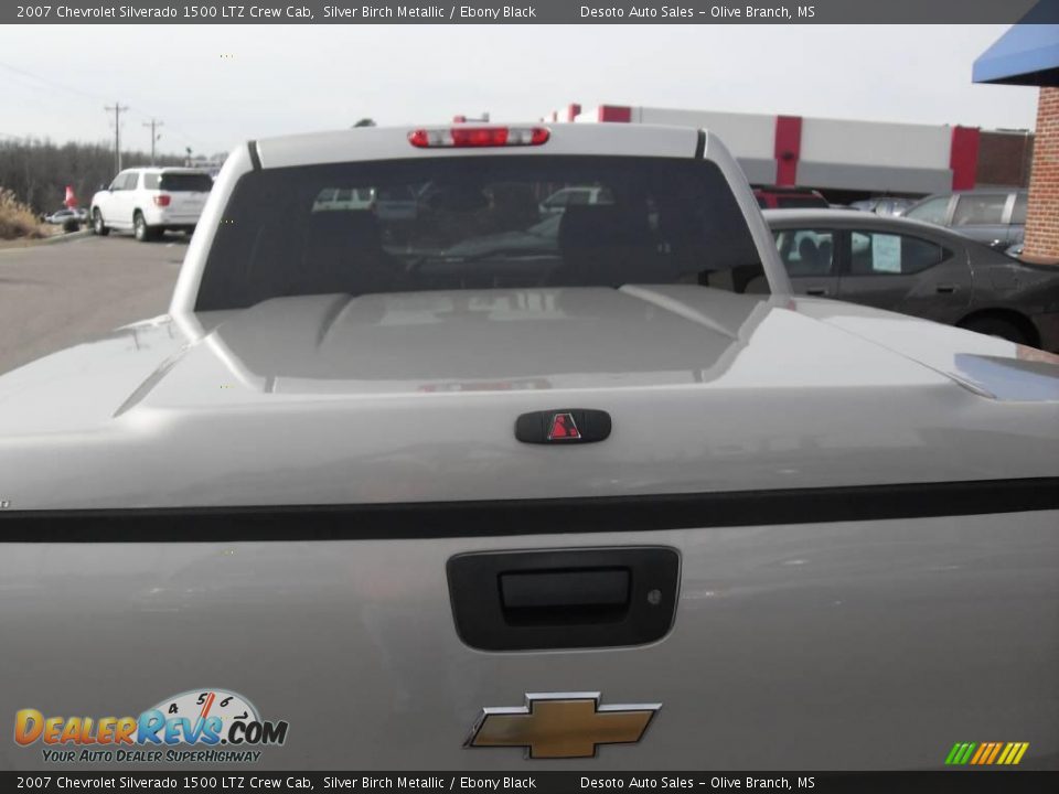 2007 Chevrolet Silverado 1500 LTZ Crew Cab Silver Birch Metallic / Ebony Black Photo #10