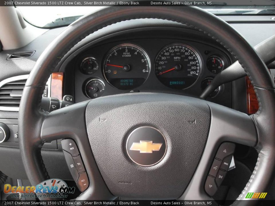 2007 Chevrolet Silverado 1500 LTZ Crew Cab Silver Birch Metallic / Ebony Black Photo #15