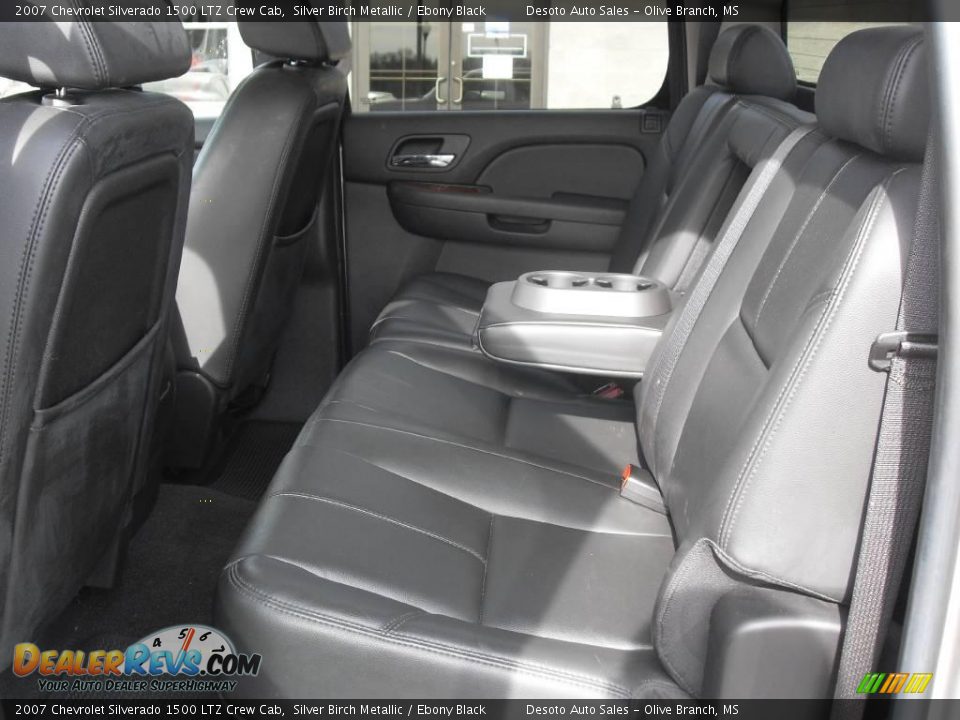 2007 Chevrolet Silverado 1500 LTZ Crew Cab Silver Birch Metallic / Ebony Black Photo #19