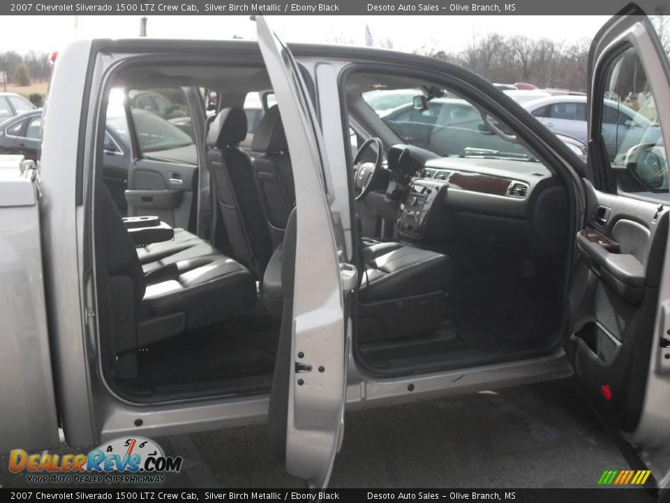2007 Chevrolet Silverado 1500 LTZ Crew Cab Silver Birch Metallic / Ebony Black Photo #20