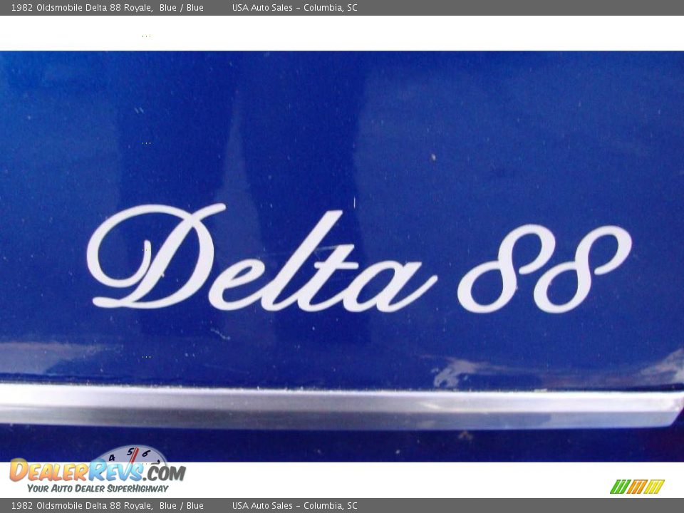 1982 Oldsmobile Delta 88 Royale Blue / Blue Photo #6