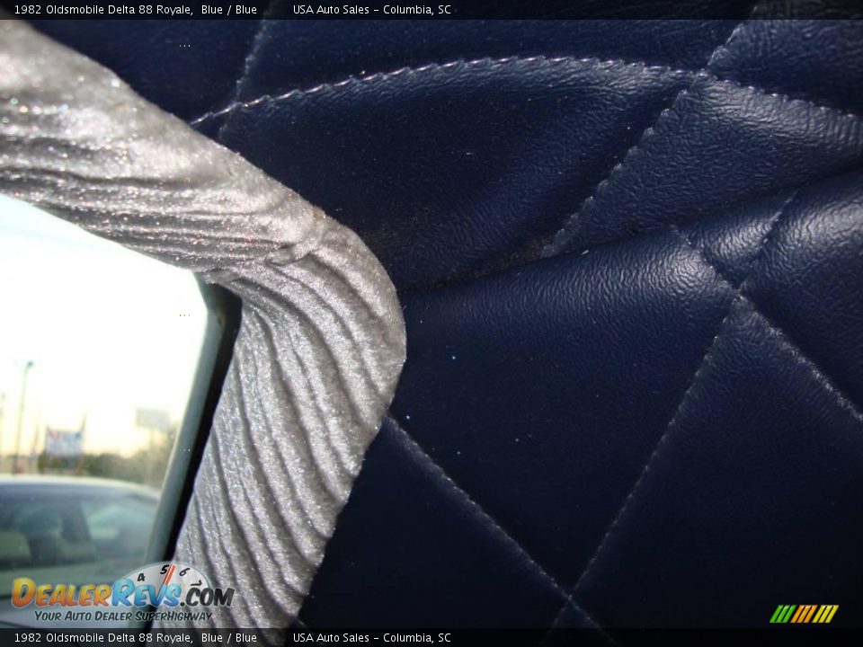 1982 Oldsmobile Delta 88 Royale Blue / Blue Photo #25