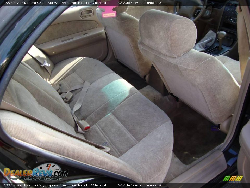 1997 Nissan Maxima GXE Cypress Green Pearl Metallic / Charcoal Photo #3
