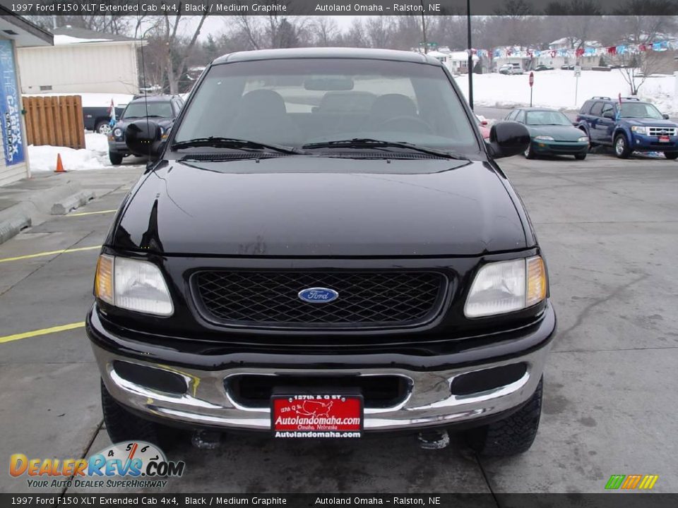 1997 Ford F150 XLT Extended Cab 4x4 Black / Medium Graphite Photo #20